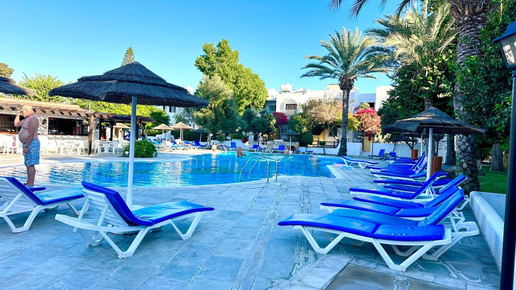 Paphos Gardens Studio Suite Exteriér fotografie