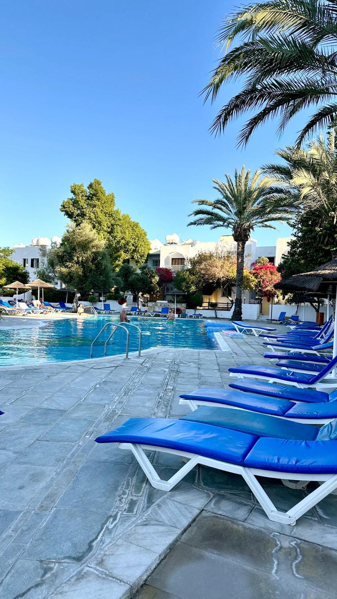 Paphos Gardens Studio Suite Exteriér fotografie